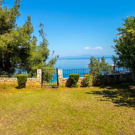 Sobrinus Amazing View Villa, *